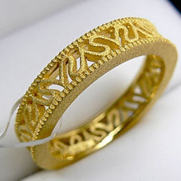 VERA WANG Signature 18K Gold over Silver Band RING - Picture 3 of 6